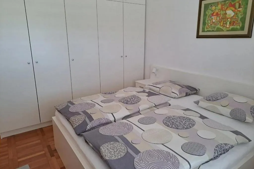 Apartments And Rooms By The Sea Palit, Rab - 24303 Rab Town 0*,  Croatia
