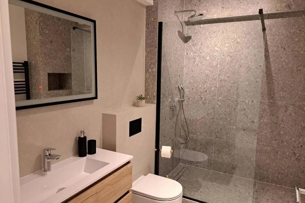 Apartments And Rooms By The Sea Palit, Rab - 24303 Rab Town 0*,  Croatia