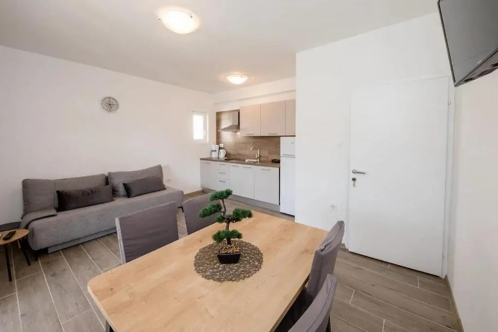 Guest house Apartments And Rooms By The Sea Palit, Rab - 24303 Rab Town Croatia